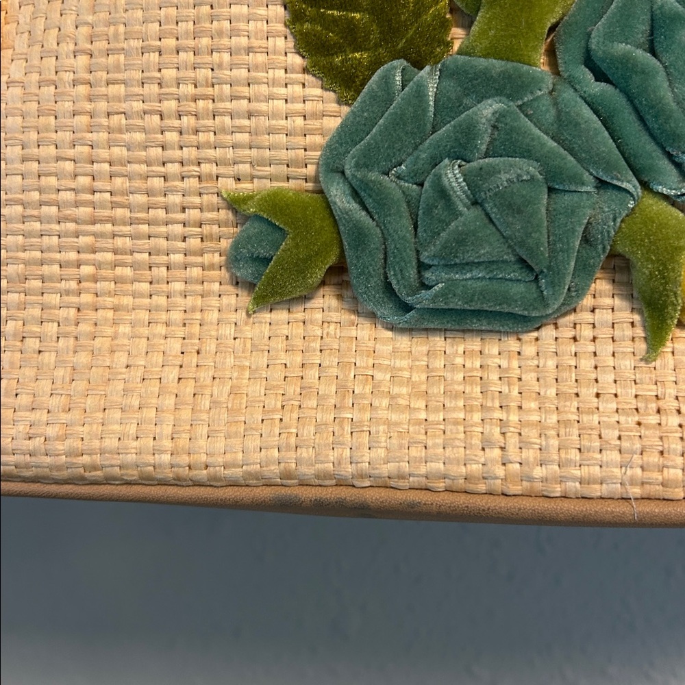 Vintage Fossil Forever Floral Appliqué Faux Straw Shoulder Bag - Picture 2 of 9